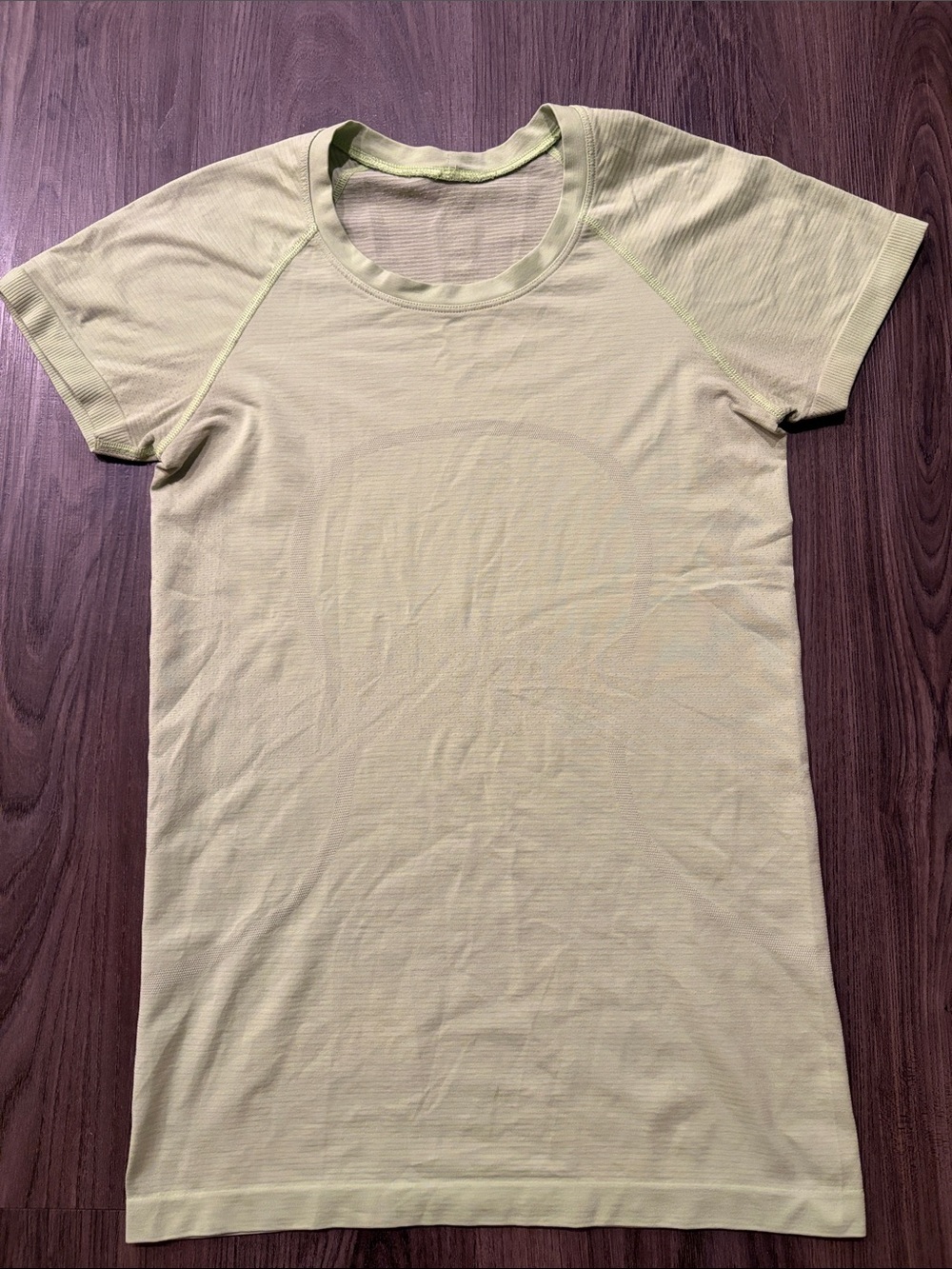 Lululemon Swiftly Tee in Kohlrabi Green